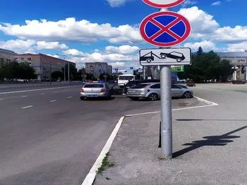 Стоянка автомобиля: где можно парковаться